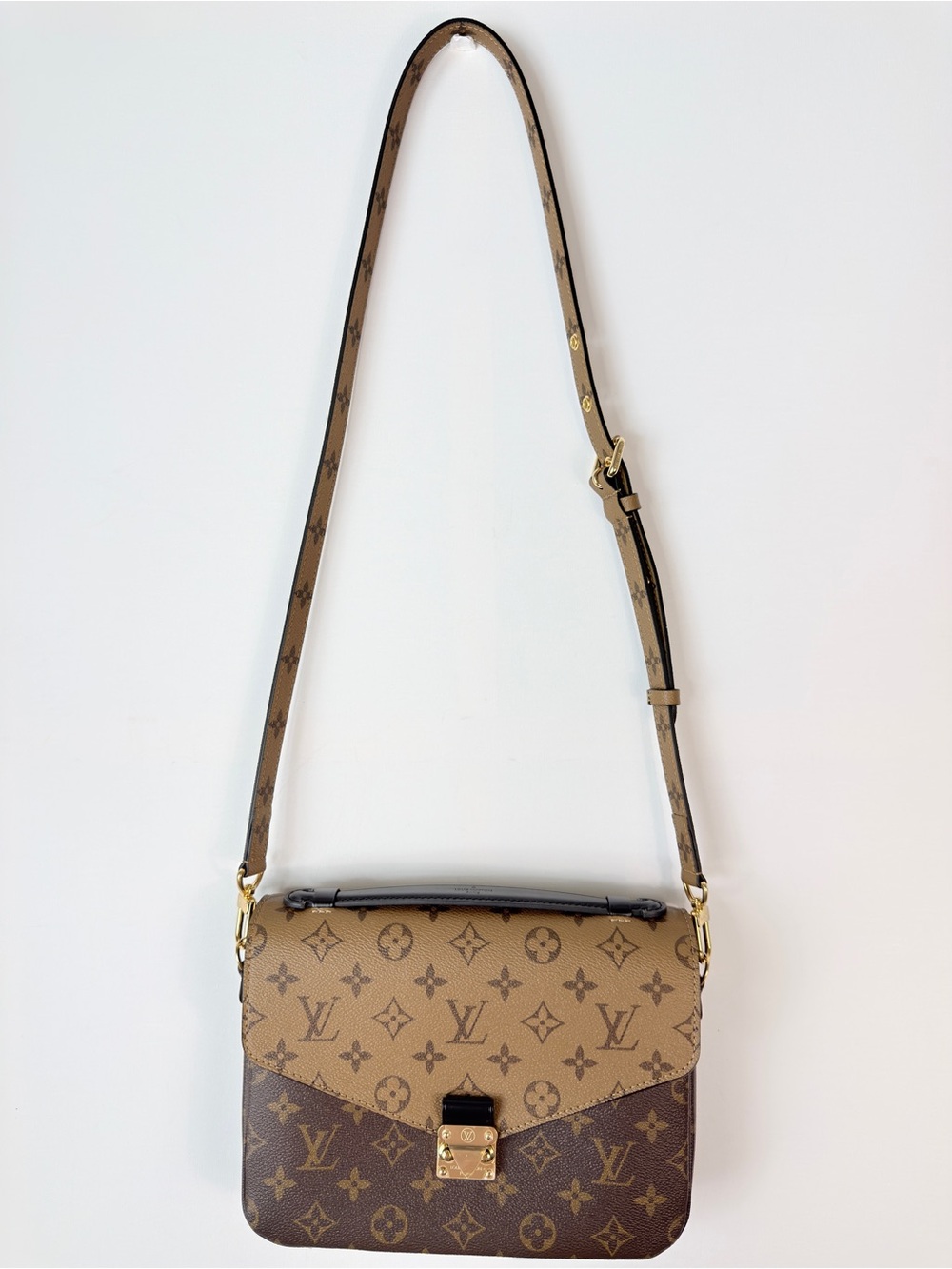Louis Vuitton Pochette Métis